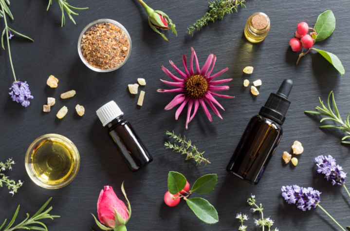 The Five Best Essential Oils That Everybody Should Own